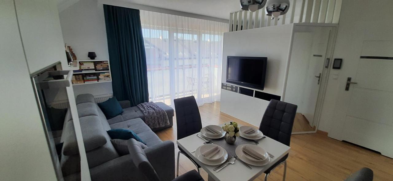 Nowy Apartament K&K Darlowko Buitenkant foto